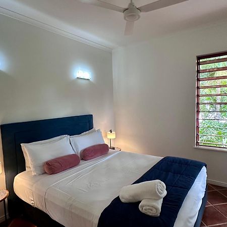 Aparthotel Oasis At Palm Cove Exteriér fotografie