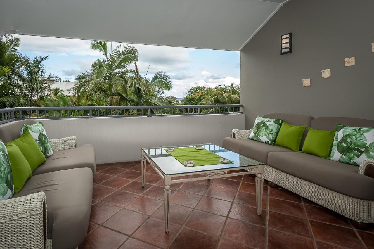 Aparthotel Oasis At Palm Cove Exteriér fotografie