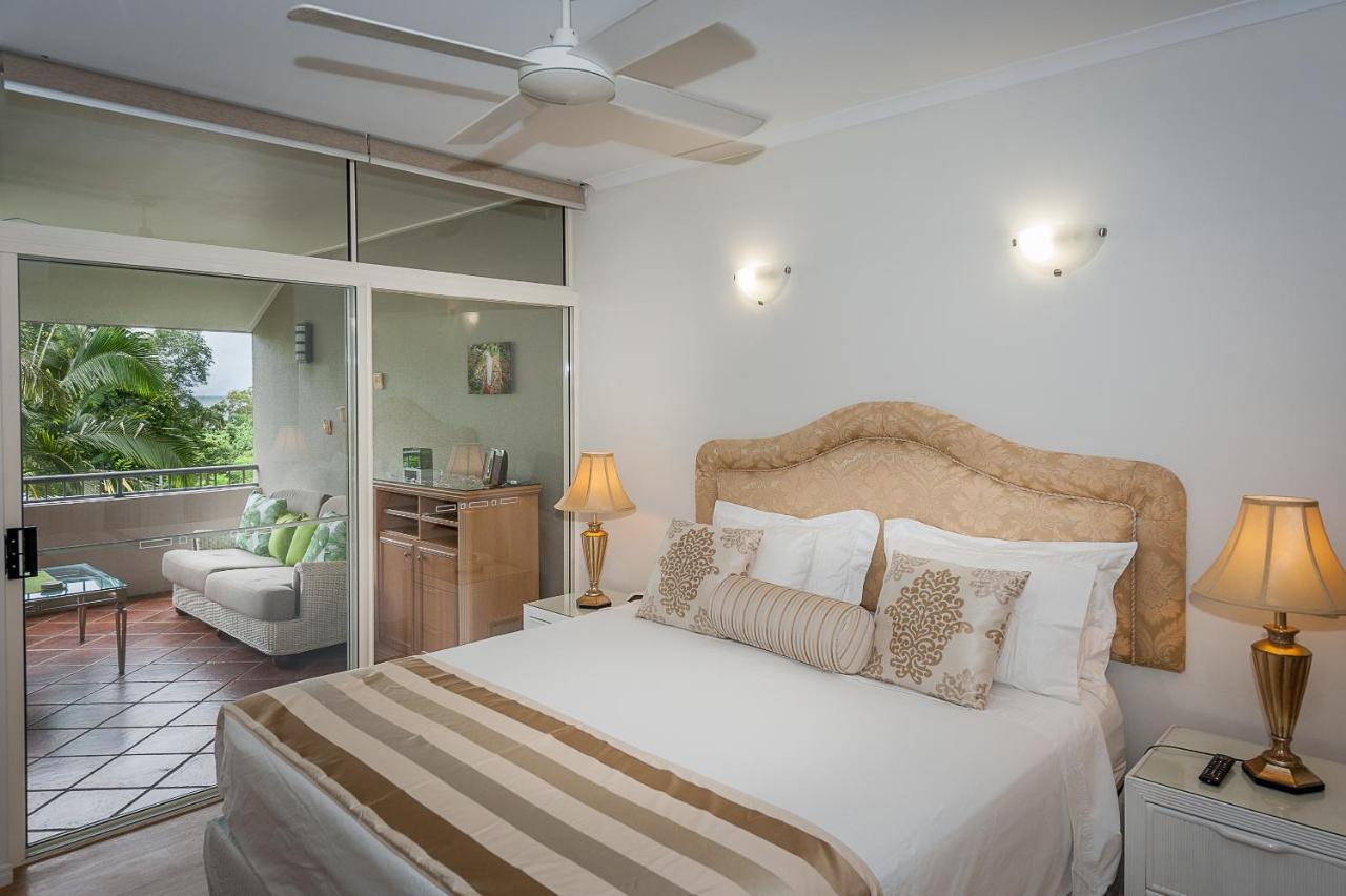 Aparthotel Oasis At Palm Cove Exteriér fotografie