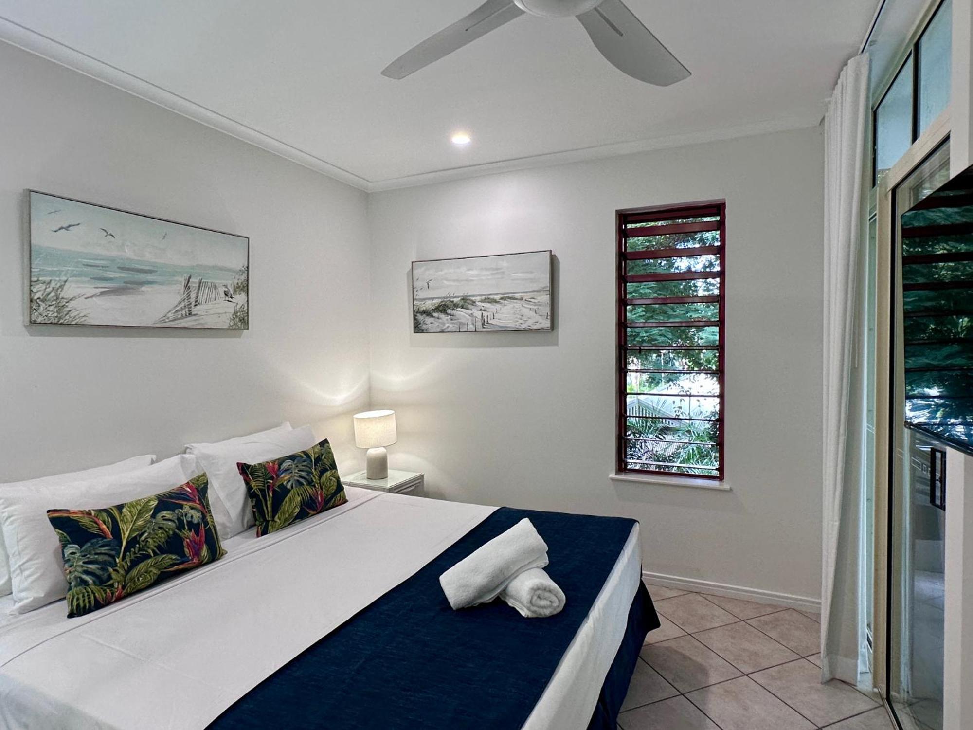 Aparthotel Oasis At Palm Cove Exteriér fotografie