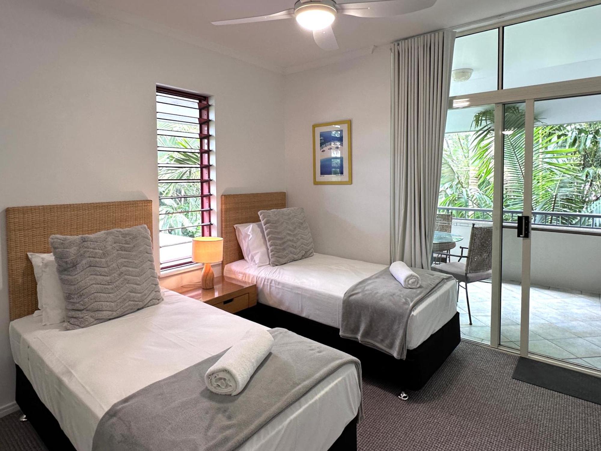 Aparthotel Oasis At Palm Cove Exteriér fotografie