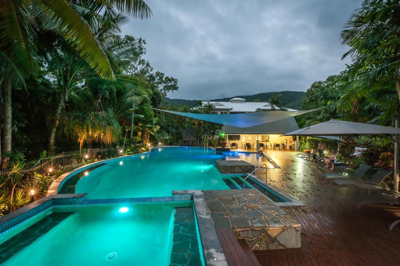 Aparthotel Oasis At Palm Cove Exteriér fotografie